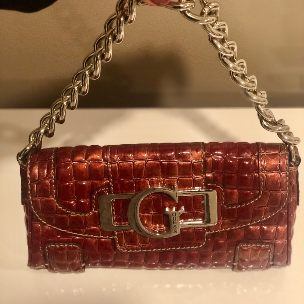 Guess purse/shoulder bag/clutch